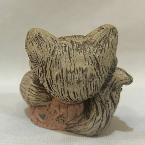 Sarah’s Attic Granny’s Favorites Cat Holding Teddy Bear Resin Figurine - Picture 4 of 8